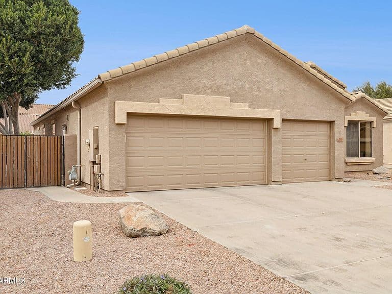 944 S Porter St photo 2