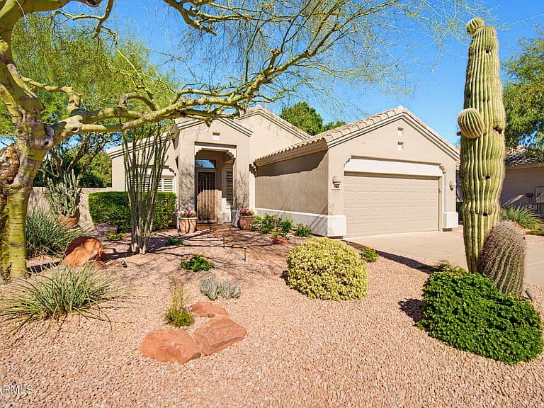 8166 E Rita Drive photo 1