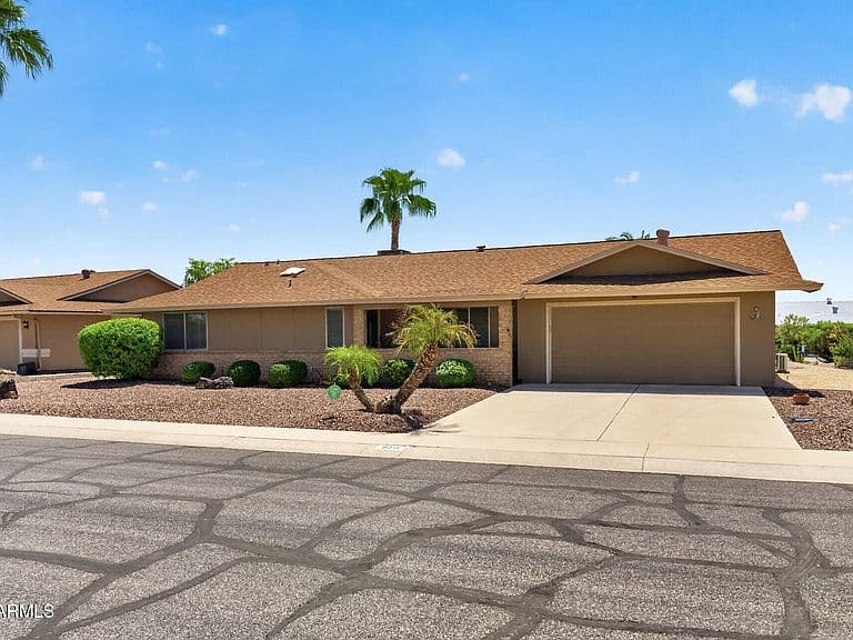 9711 W CALICO Drive photo 2