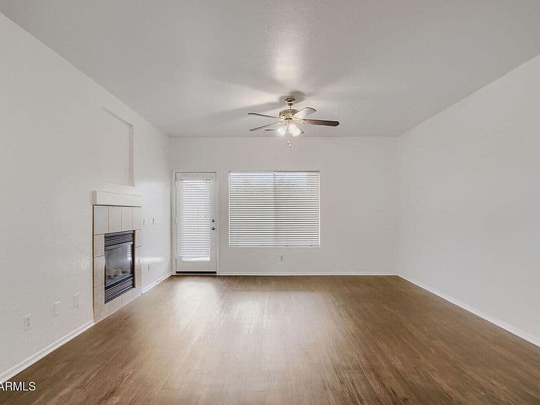 8511 W PAPAGO Street photo 5