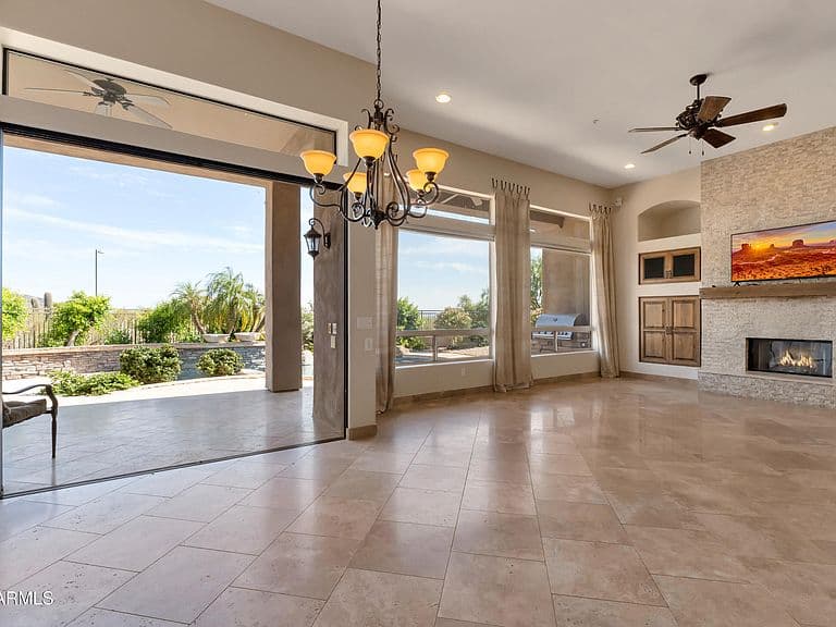 10931 E BAHIA Drive photo 2