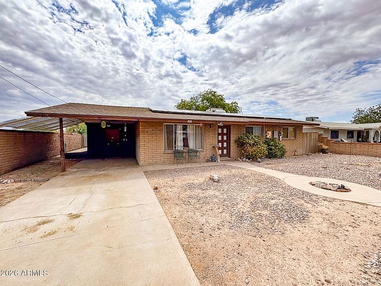 145 E CELAYA Street photo 1