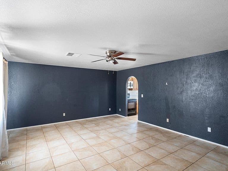 21701 W GRIFFIN Avenue photo 5