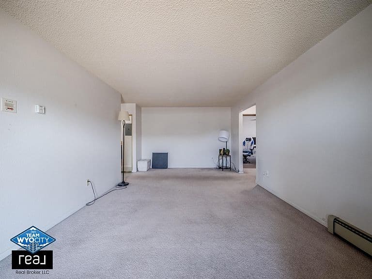 4440 S Poplar St Unit 202B photo 4