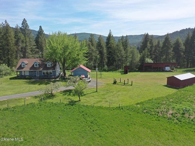 10334 Sanders Rd photo 1