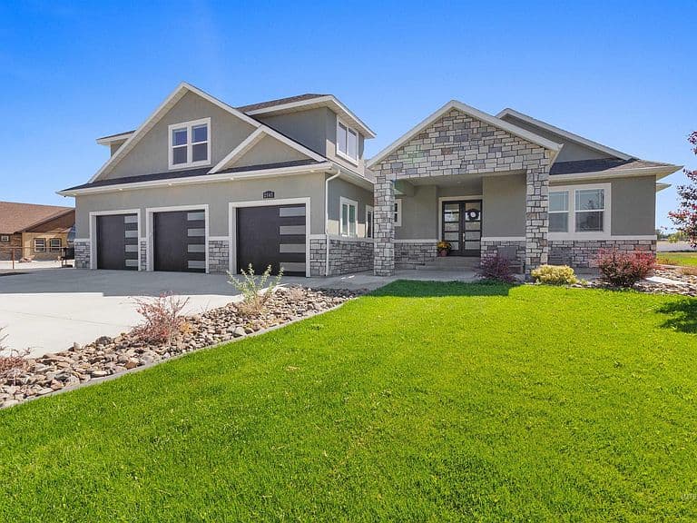 2547 E 3769 N photo 2