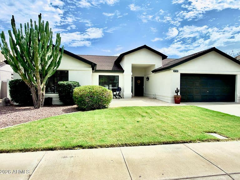 4709 W WHITTEN Street photo 1