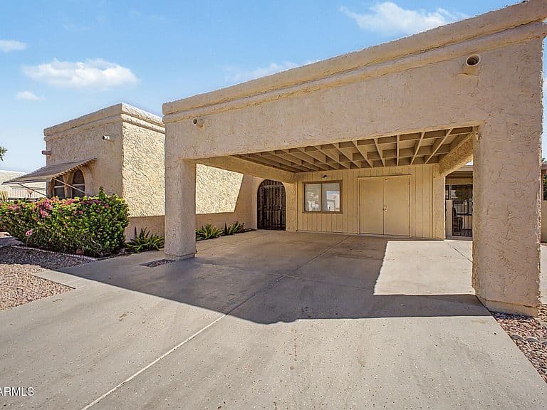 9358 E CITRUS Lane N photo 2