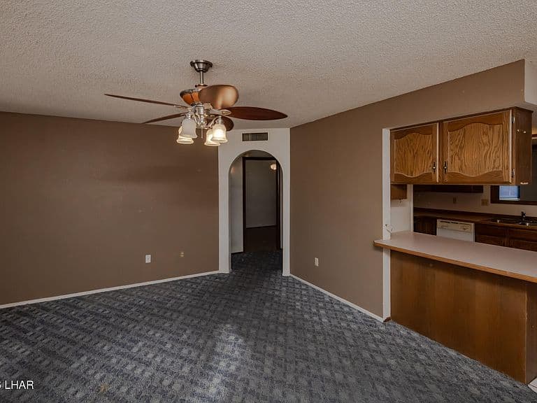 2042 Cosnina Dr photo 5