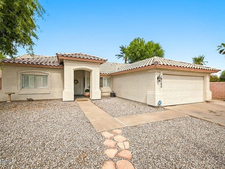16160 W MARICOPA Street photo 1