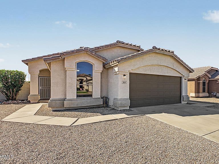 9819 E OLLA Avenue photo 3
