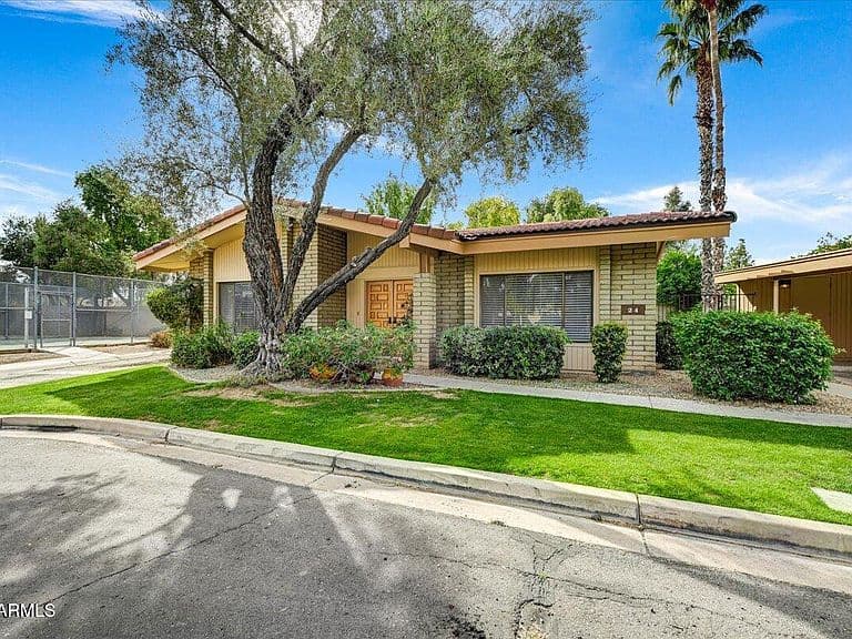 4525 N 66th St Unit 24 photo 3