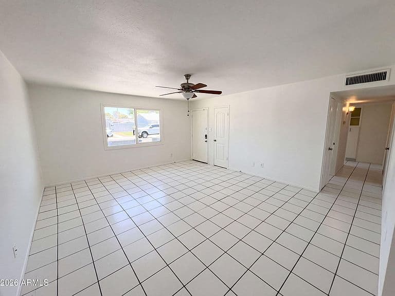 14838 N 33RD Drive photo 3