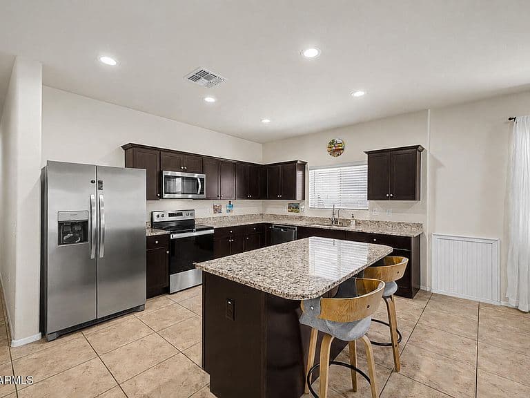 24653 N ALFALFA Drive photo 4