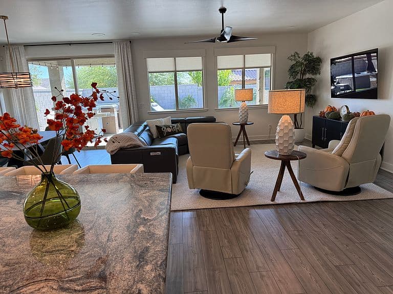 15999 W Soft Wind Dr photo 4