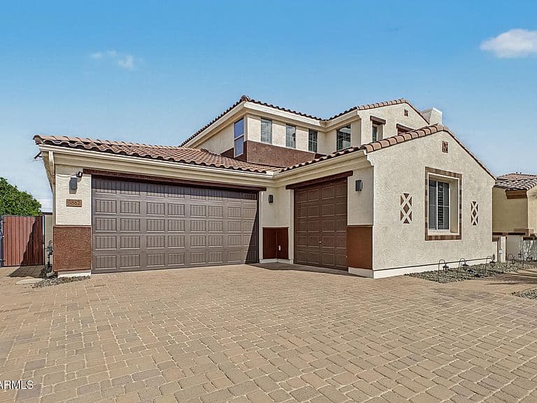 3882 E JUDE Lane photo 2