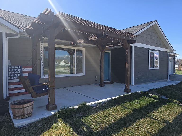 4456 Sunburst Ln photo 2