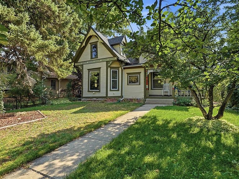 814 N 8th St photo 2