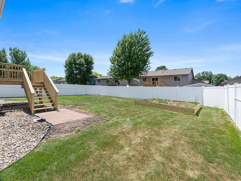 5117 S Mandy Ave photo 3