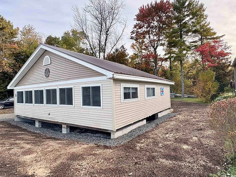 287 Dewing Road photo 3
