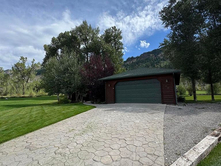 38 Porto Cir photo 5