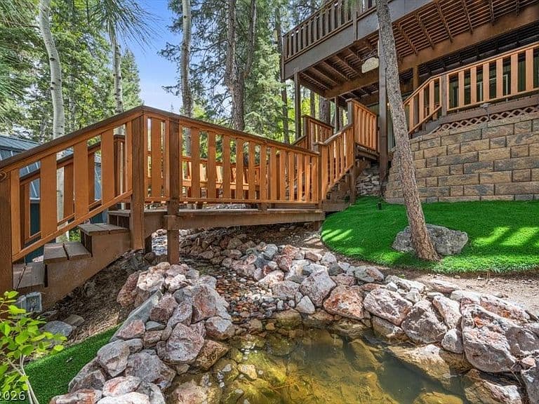 4125 Tyrol Way photo 4