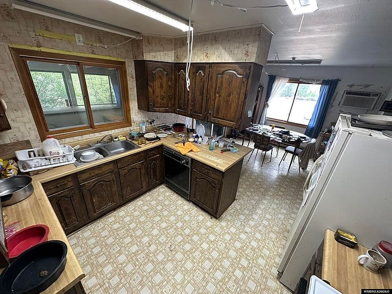 433 Rendezvous Rd photo 4