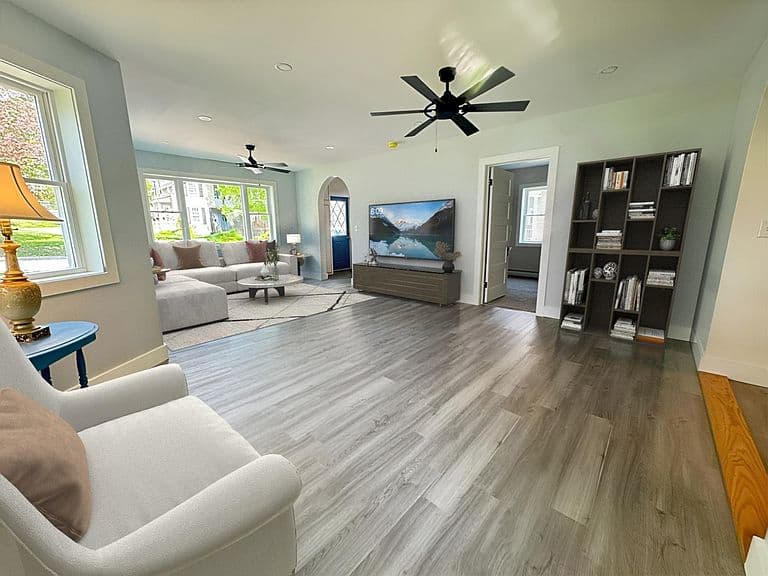 14 Jackson Avenue photo 3