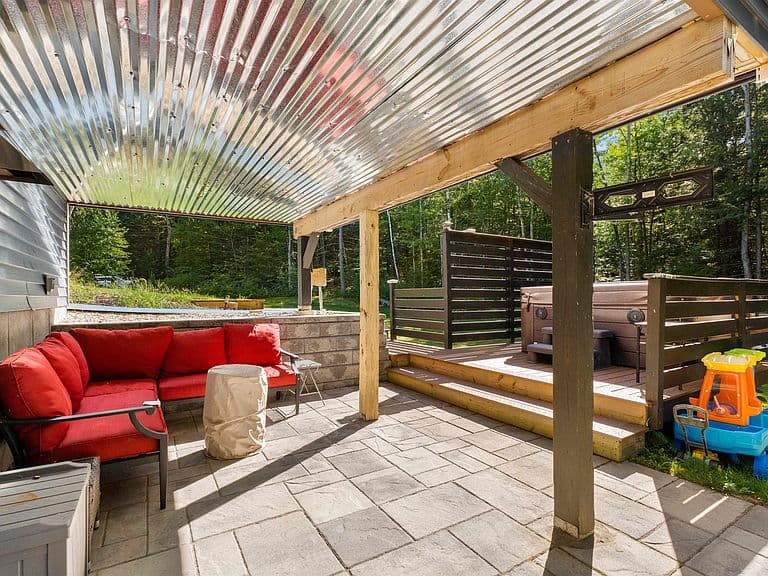 139 Lampman Road photo 5