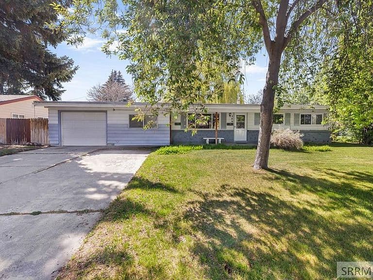 289 Davidson Dr photo 3