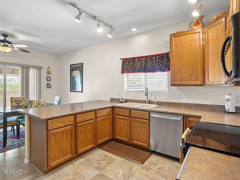 3673 W Camino De Talia photo 4