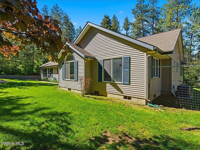 12413 W Rio Vista Pl photo 3