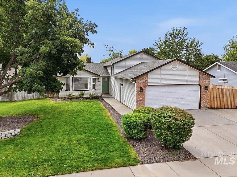 153 W Chrisfield Dr photo 1