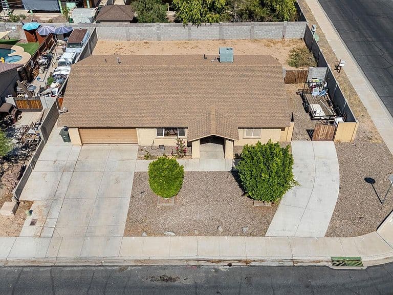 4089 S Jojoba Ave photo 3