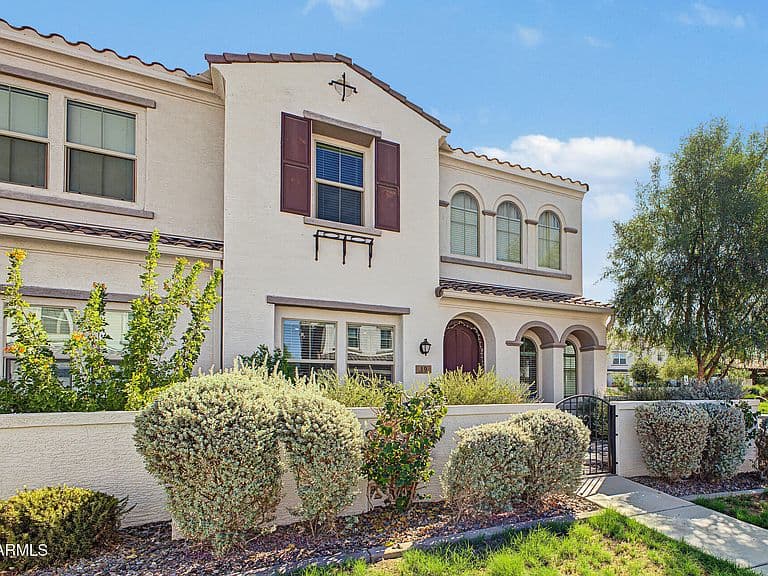 4077 S SABRINA Drive #19 photo 4
