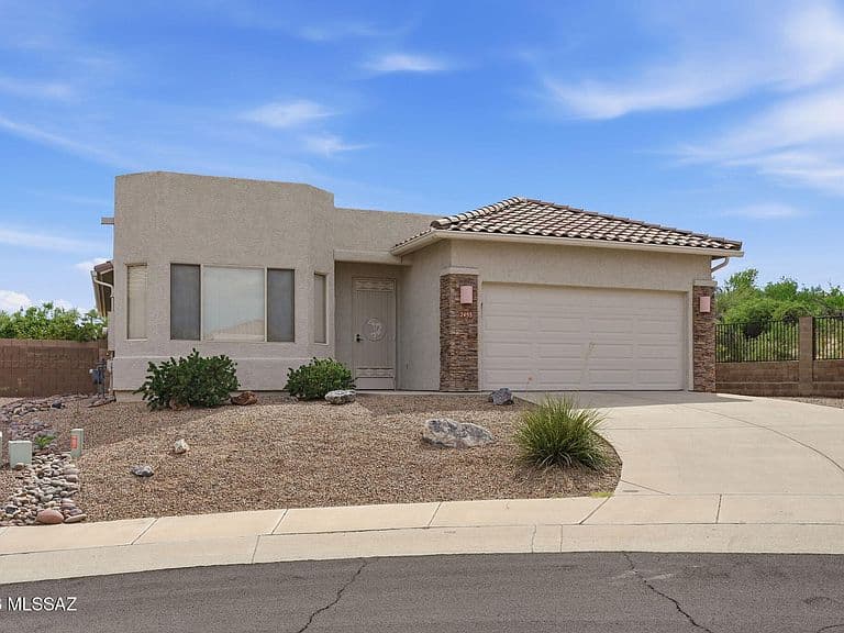 2453 W Hidden View Pl photo 2