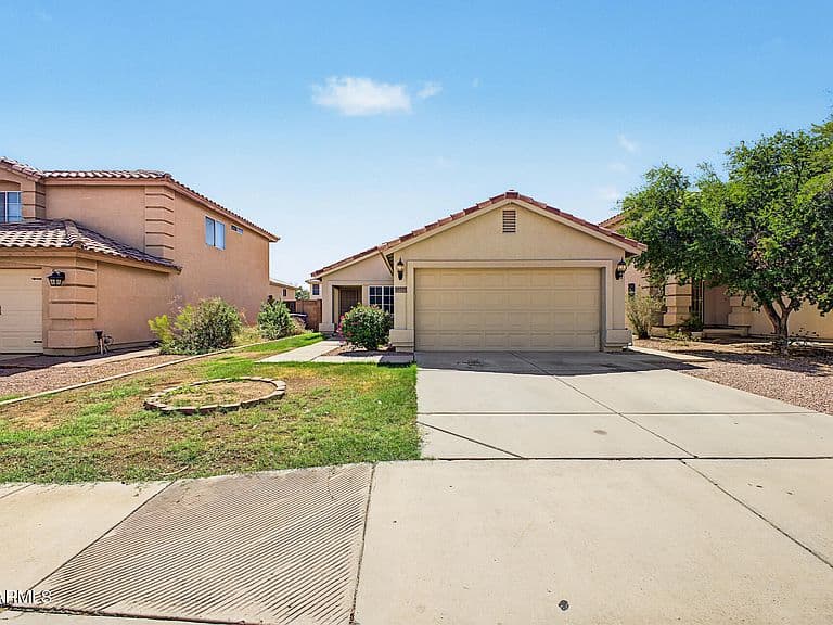 12737 W LAUREL Lane photo 2