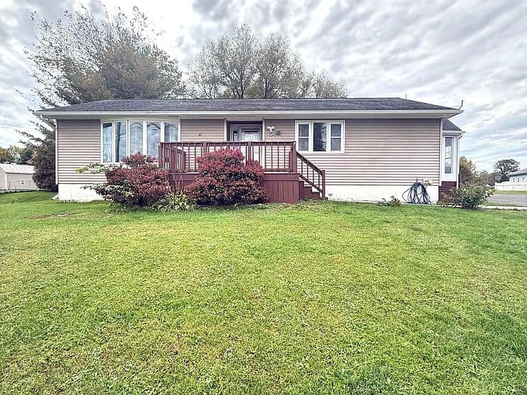 67 Dubois Rd photo 1