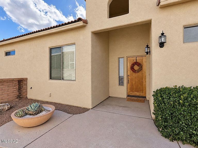 2687 S Ridge Top Dr photo 4
