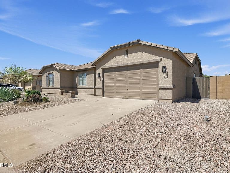 22180 W ASHLEIGH MARIE Drive photo 2