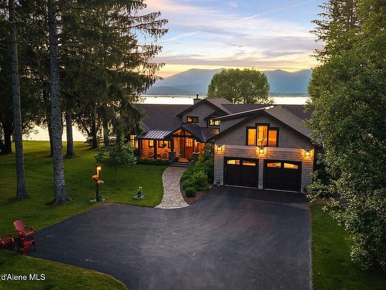 32 Crescent Ln photo 1