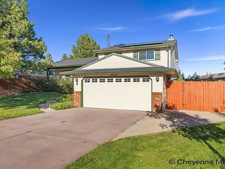 4409 El Camino Dr photo 3