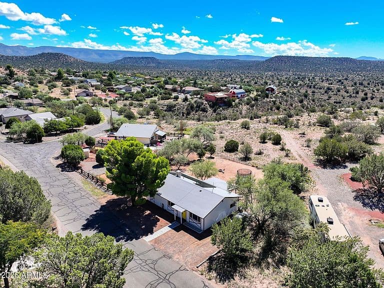 4585 E VALLEY Lane photo 4