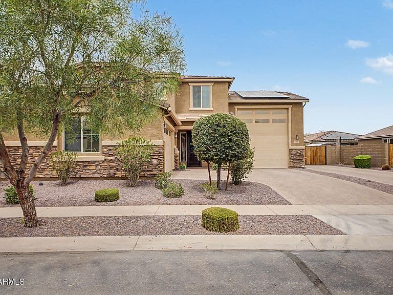 17352 W HEDGEHOG Place photo 5