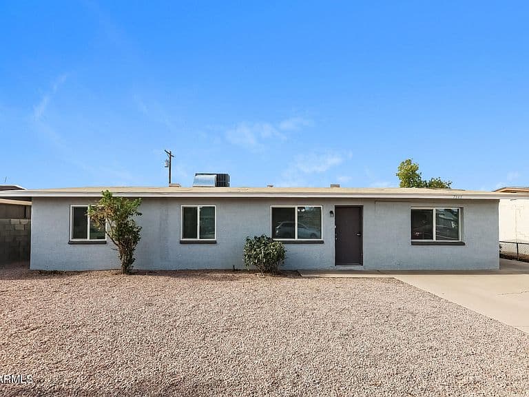 7345 W BROWN Street photo 1