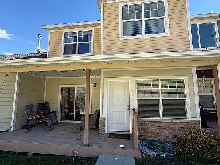 385 Elk Valley Dr photo 2
