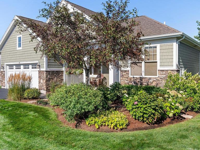70 Dunmore Lane photo 2