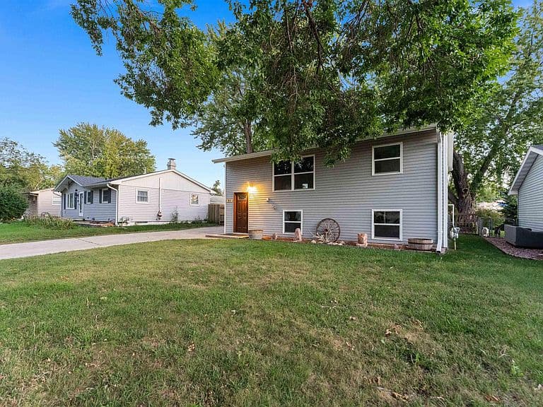213 N Meyer Ln photo 2