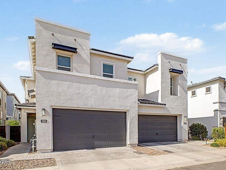 5054 E ANDERSON Drive photo 4