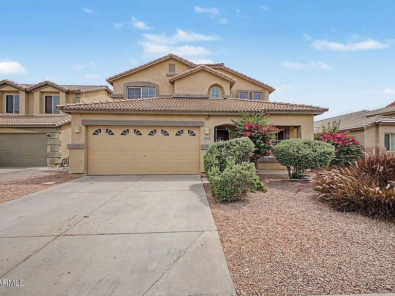 24173 W LASSO Lane photo 5